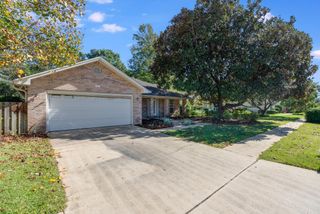 54 Hillcrest Drive, Shalimar, FL 32579