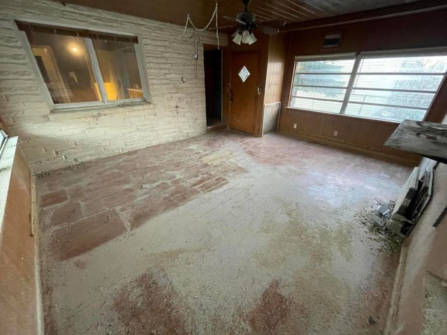 6929 Monroe Avenue, Hammond, IN 46324