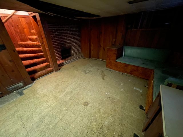 6929 Monroe Avenue, Hammond, IN 46324