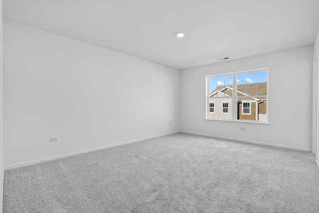 422 Red Oak Circle, Volo, IL 60020