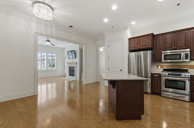 4120 Ridgefield Dr Apt 203, Nashville, TN 37205
