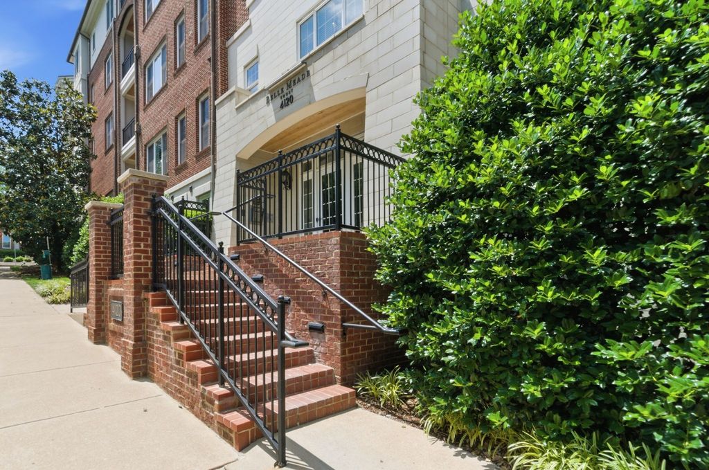 4120 Ridgefield Dr Apt 203, Nashville, TN 37205