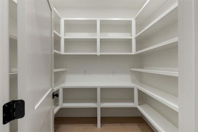 1808 Westminster Place, Nichols Hills, OK 73120