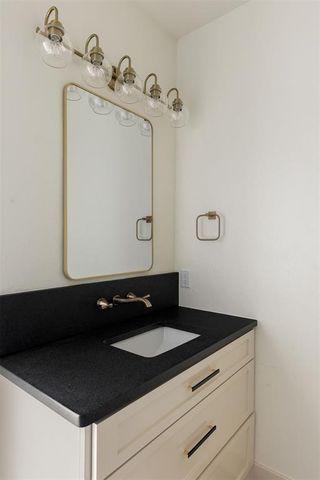 1808 Westminster Place, Nichols Hills, OK 73120