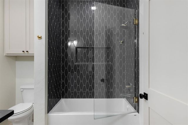 1808 Westminster Place, Nichols Hills, OK 73120