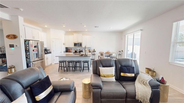 6242 LAKEPINE STREET, St Cloud, FL 34771