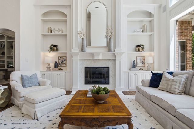 807 Independence Parkway, Southlake, TX 76092