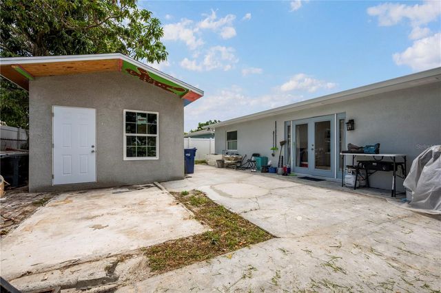 2811 W OHIO AVENUE, Tampa, FL 33607