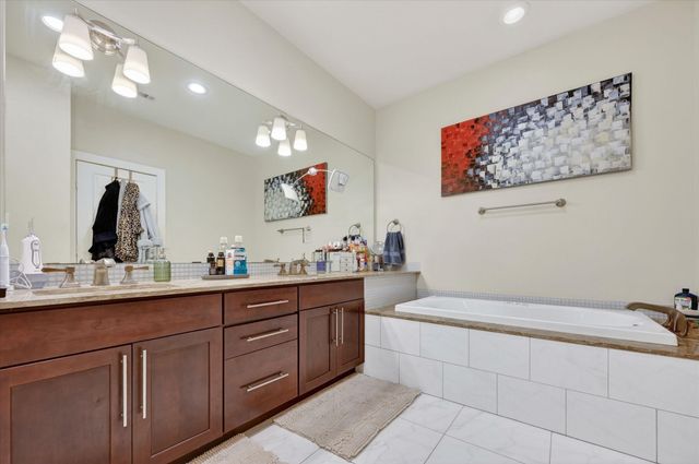 5618 Lindell Avenue 6, Dallas, TX 75206