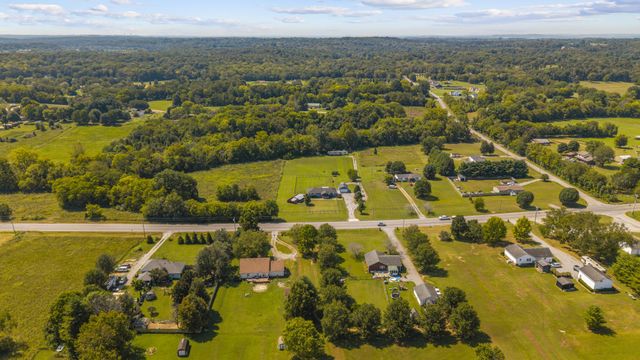3885 Highway 231, S, Castalian Springs, TN 37031