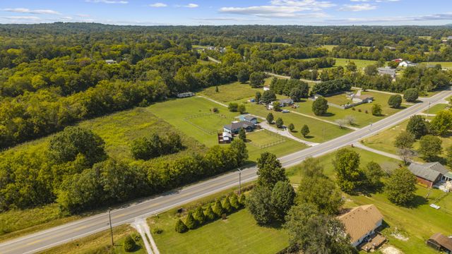 3885 Highway 231, S, Castalian Springs, TN 37031