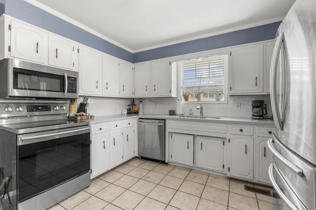 3885 Highway 231, S, Castalian Springs, TN 37031