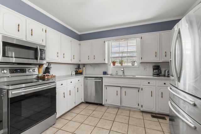 3885 Highway 231, S, Castalian Springs, TN 37031