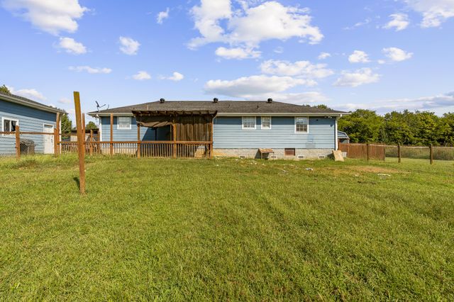 3885 Highway 231, S, Castalian Springs, TN 37031