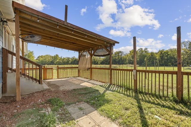 3885 Highway 231, S, Castalian Springs, TN 37031
