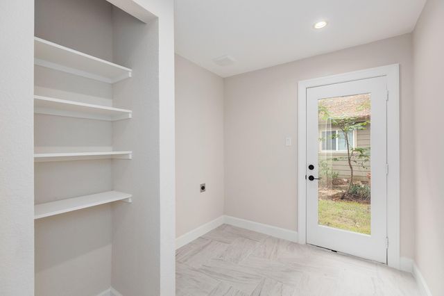 50 N Timber Top Drive, The Woodlands, TX 77380