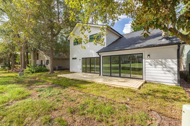 50 N Timber Top Drive, The Woodlands, TX 77380