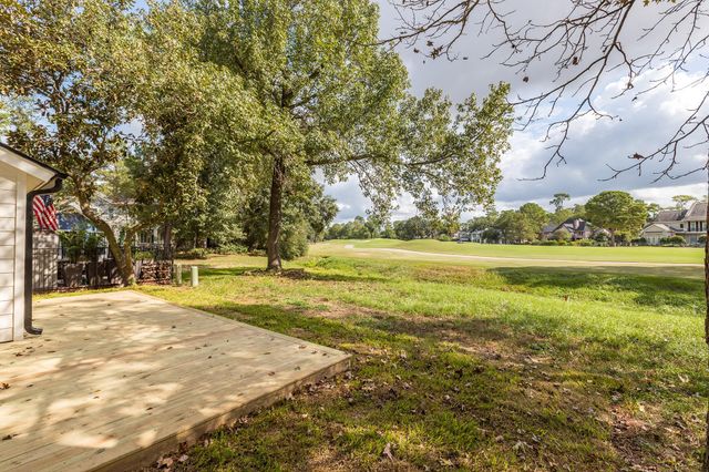 50 N Timber Top Drive, The Woodlands, TX 77380