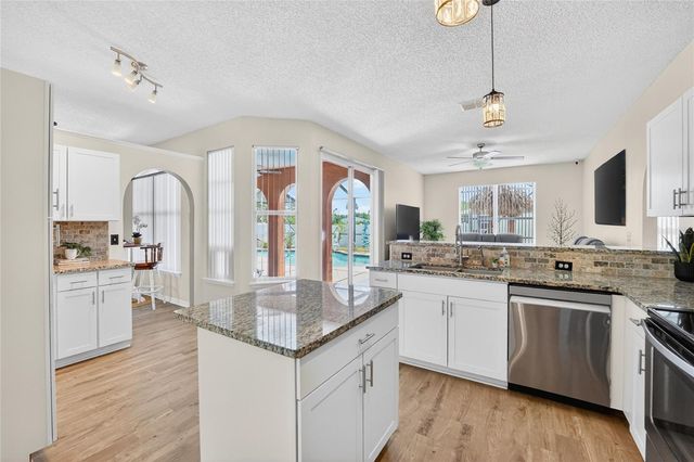 2020 THISBE AVENUE SE, Palm Bay, FL 32909