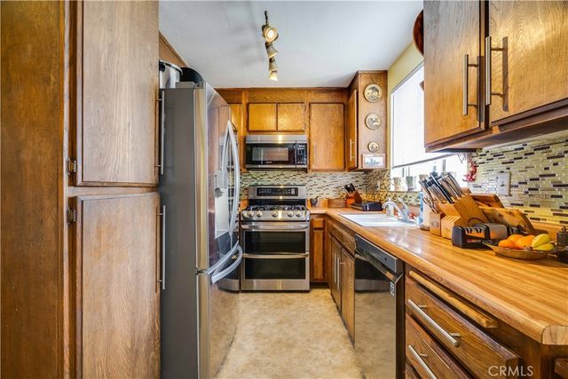 2710 Piedmont 23, Montrose, CA 91020