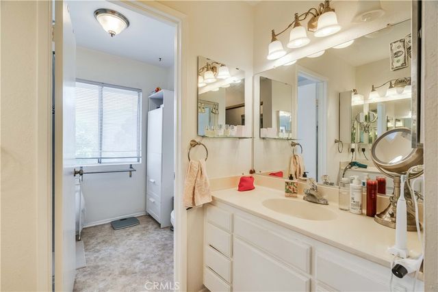 2710 Piedmont 23, Montrose, CA 91020
