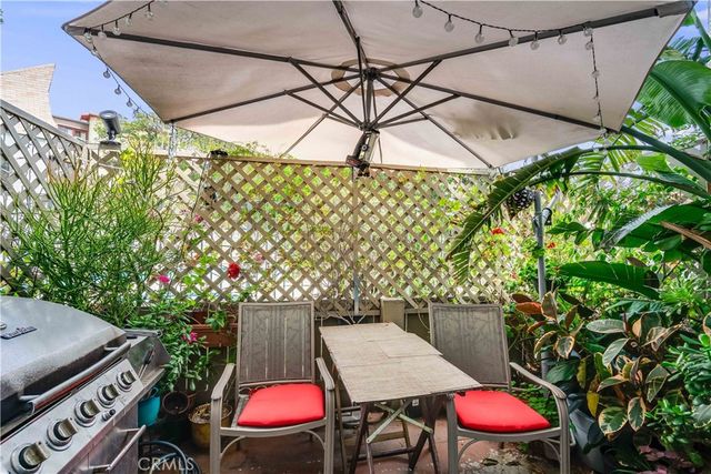 2710 Piedmont 23, Montrose, CA 91020