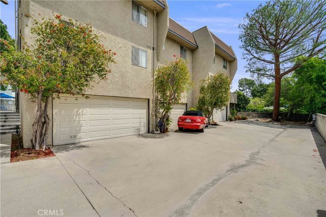 2710 Piedmont 23, Montrose, CA 91020