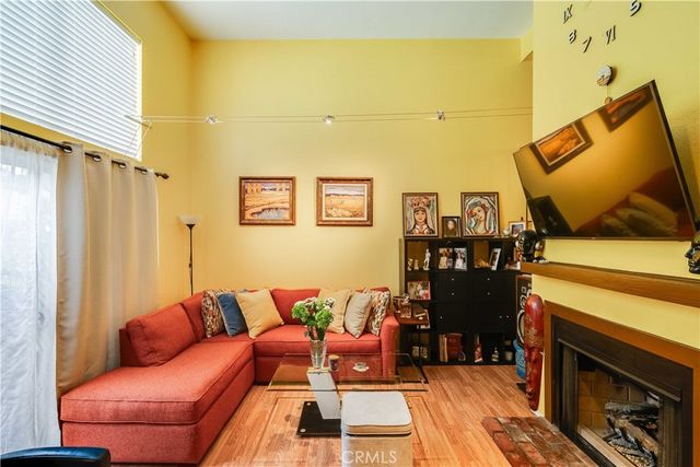 2710 Piedmont 23, Montrose, CA 91020