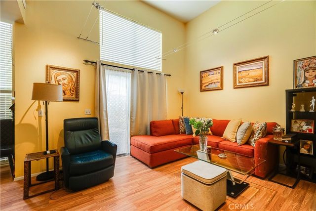 2710 Piedmont 23, Montrose, CA 91020