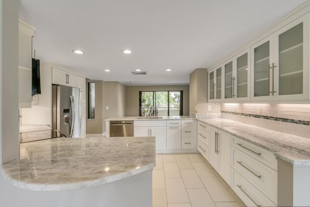 1117 Marine Way E K2l, North Palm Beach, FL 33408