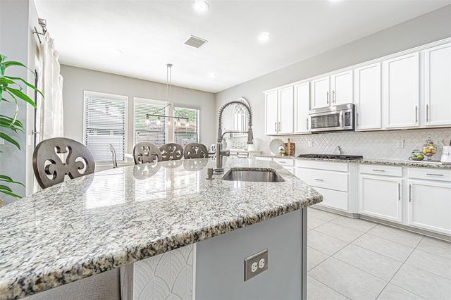 2616 MILFORD BERRY LANE, Tampa, FL 33618