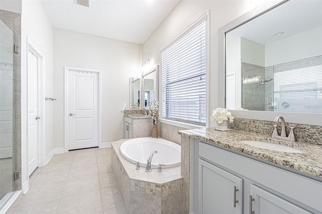 2616 MILFORD BERRY LANE, Tampa, FL 33618