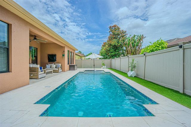 2616 MILFORD BERRY LANE, Tampa, FL 33618