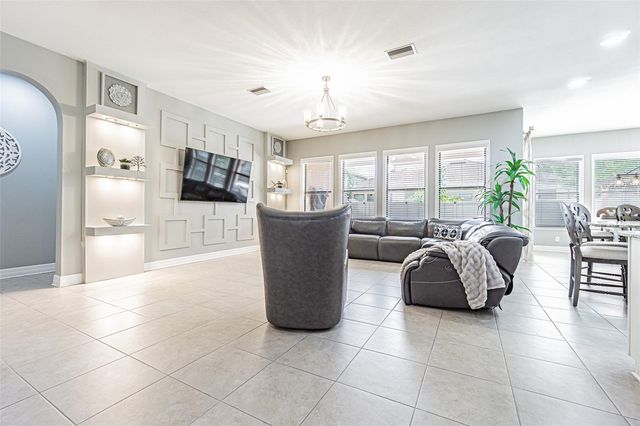 2616 MILFORD BERRY LANE, Tampa, FL 33618