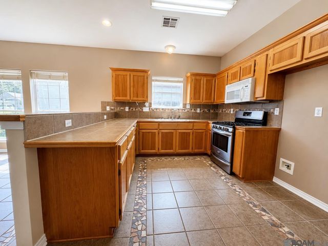 17593 Alack Dr, Hammond, LA 70403