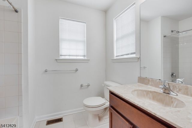 11 Alerica Ln 11, Franklin Twp., NJ 08873