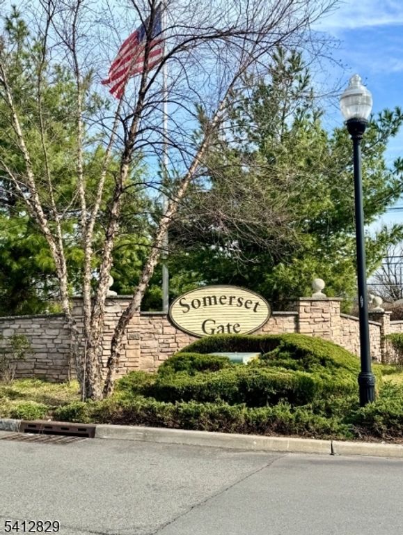 11 Alerica Ln 11, Franklin Twp., NJ 08873