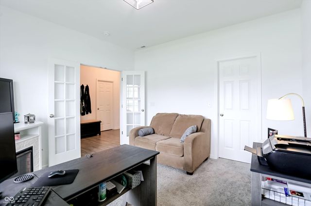 962 Terra Lane, Franklin, IN 46131