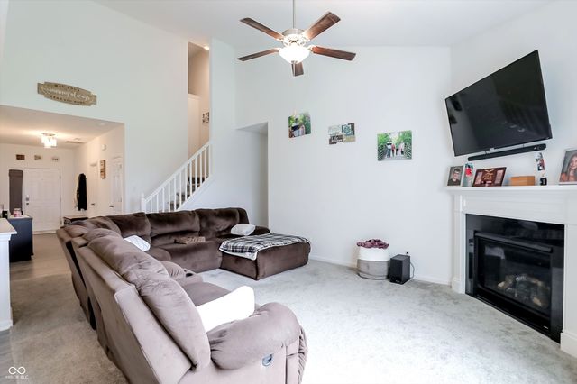 962 Terra Lane, Franklin, IN 46131