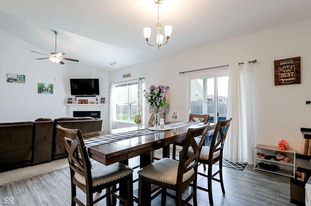 962 Terra Lane, Franklin, IN 46131