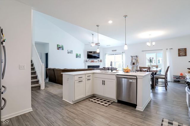 962 Terra Lane, Franklin, IN 46131