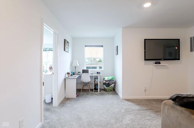 962 Terra Lane, Franklin, IN 46131