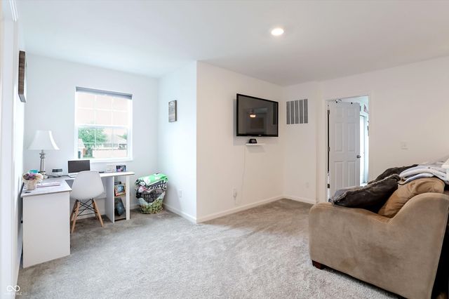 962 Terra Lane, Franklin, IN 46131