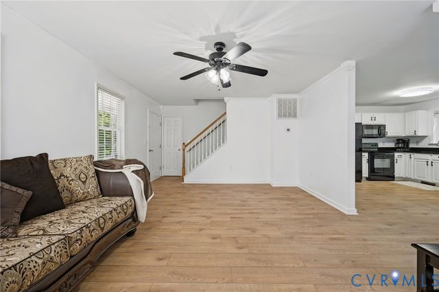 26498 Country Club Ln, Ruther Glen, VA 22546