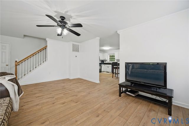 26498 Country Club Ln, Ruther Glen, VA 22546