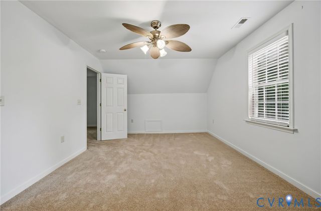 26498 Country Club Ln, Ruther Glen, VA 22546