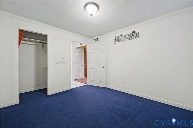 26498 Country Club Ln, Ruther Glen, VA 22546