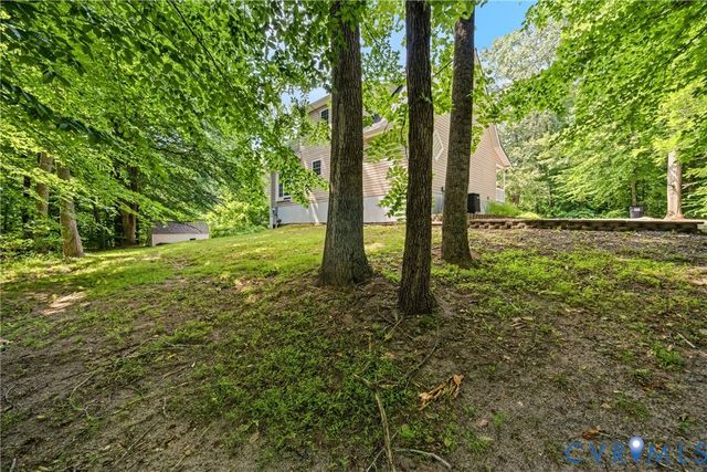 26498 Country Club Ln, Ruther Glen, VA 22546