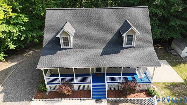 26498 Country Club Ln, Ruther Glen, VA 22546