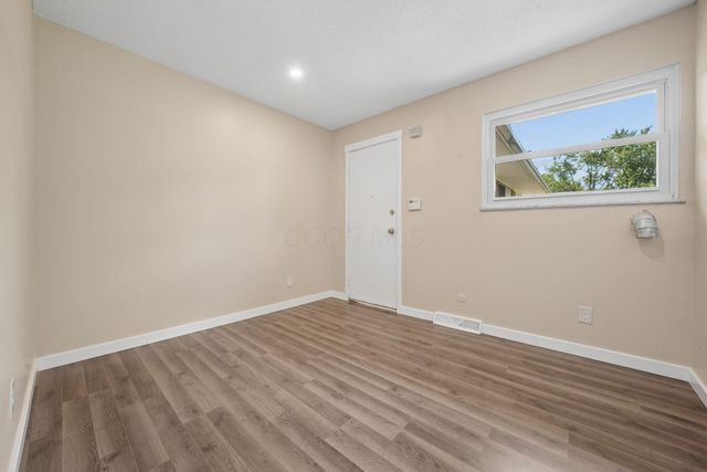 1468 Bolenhill Avenue, Columbus, OH 43229